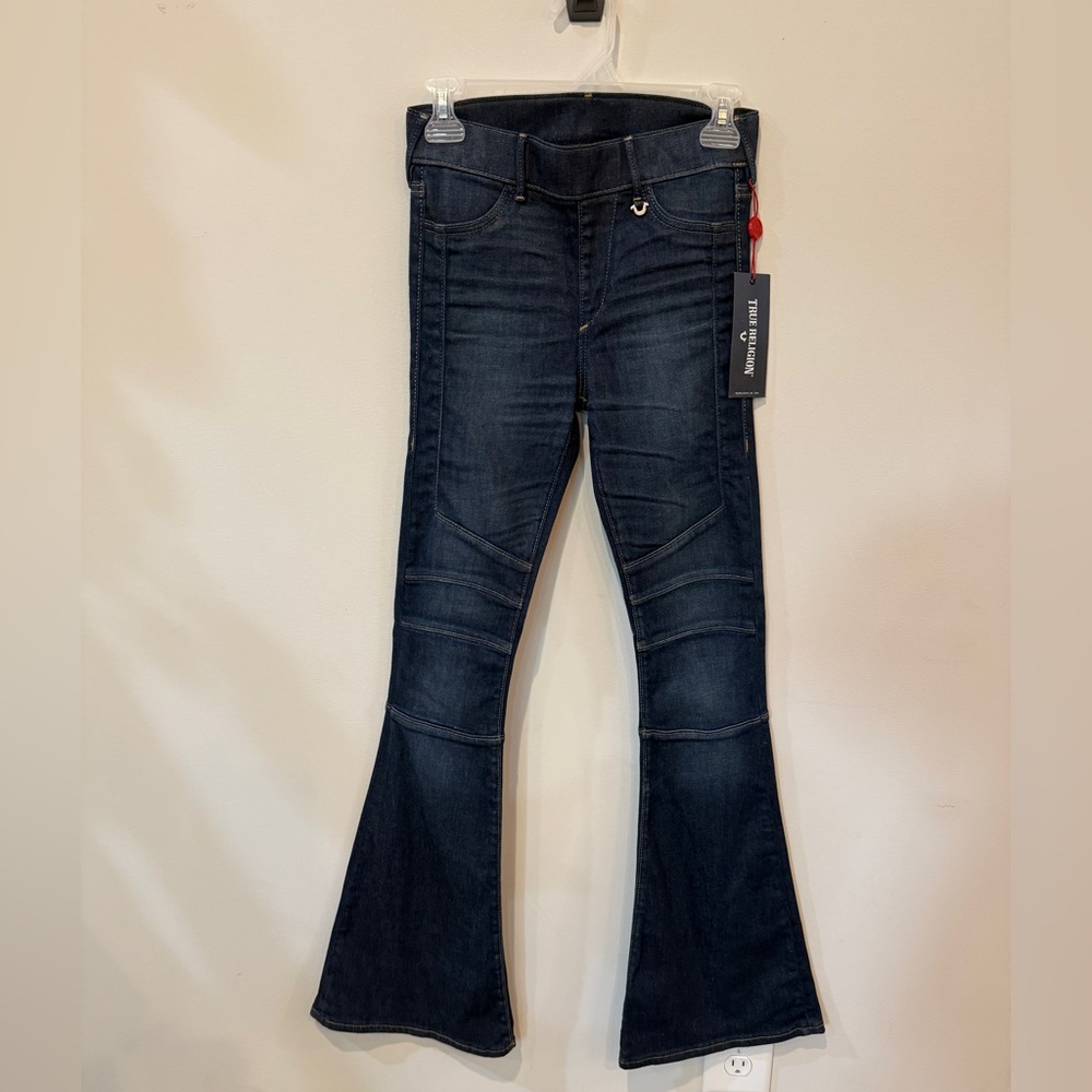 NWT True Religion Women's Indigo Flare Jeans
